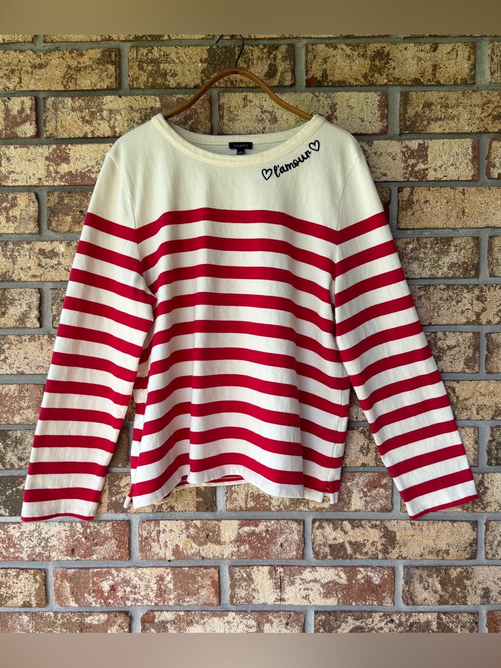 Talbots L’Amour Top Size XL Red & Cream Striped Embroidered Beautiful Condition!
